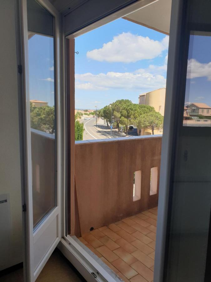 Appt 2 Ou 4 Personnes Avec Piscine, Tennis Et Parking Prive Fleury  Exterior photo